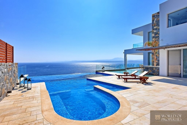 web_7.pool 3.jpg